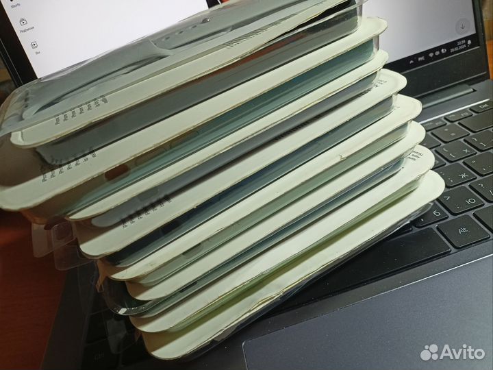 Чехлы на iPhone