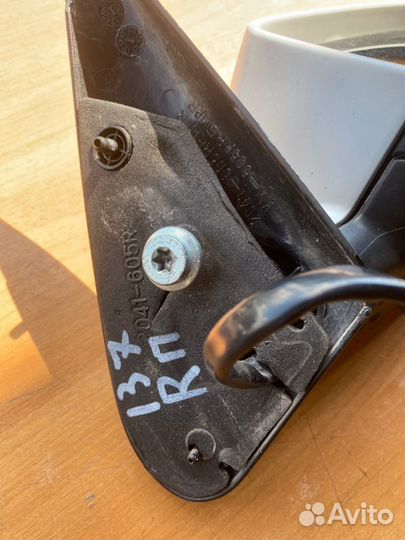 Зеркало наружное переднее правое Skoda Octavia A5