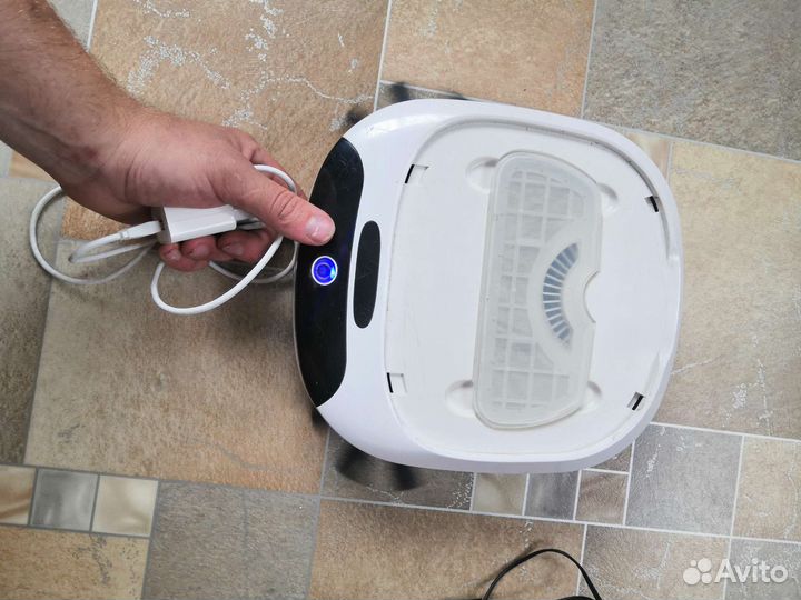 Робот пылесос