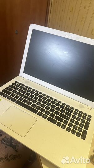 Ноутбук asus core i3
