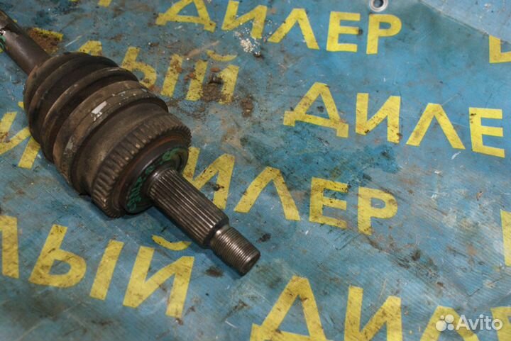 Передняя левая полуось Hyundai Santa FE