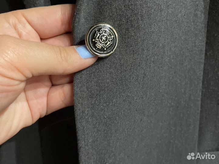 Пиджак серый,р-р152,блузка в подарок