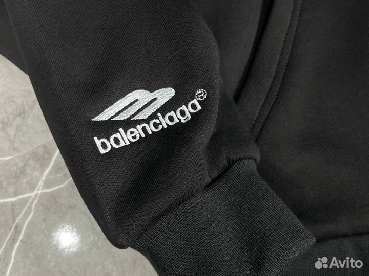 Balenciaga кофта