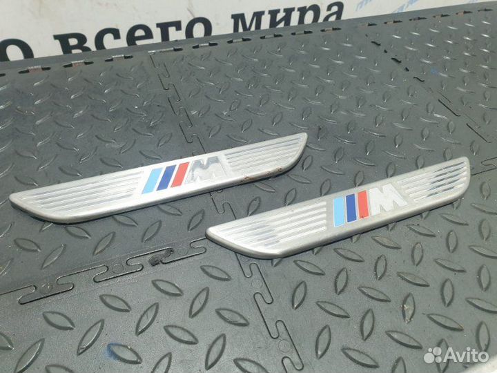 Накладки M пороги Bmw X6M E71 S63B44A 2012