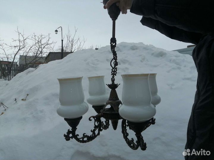 Люстра потолочная