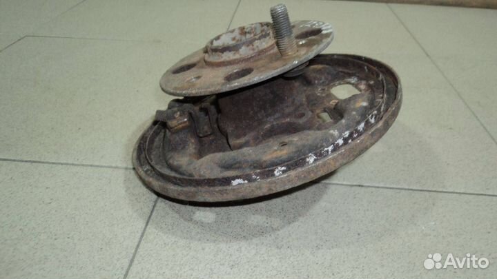 Щит опорный задний правый Hyundai Getz