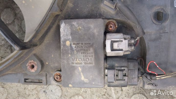 Вентилятор радиатора Toyota Auris E15, 2007