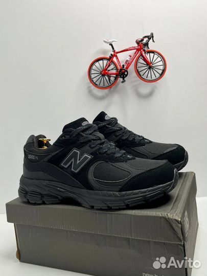 Кроссовки мужские зимние New balance 2002