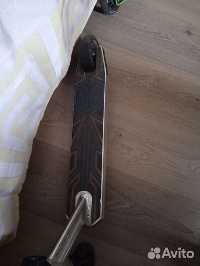 Трюковой самокат