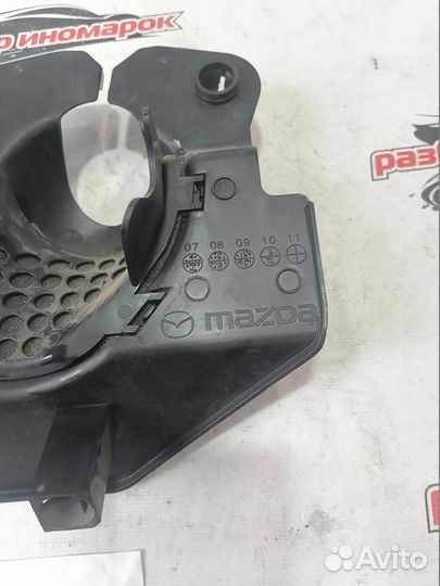 Кожух рулевой колонки Mazda 6 2.0 GH