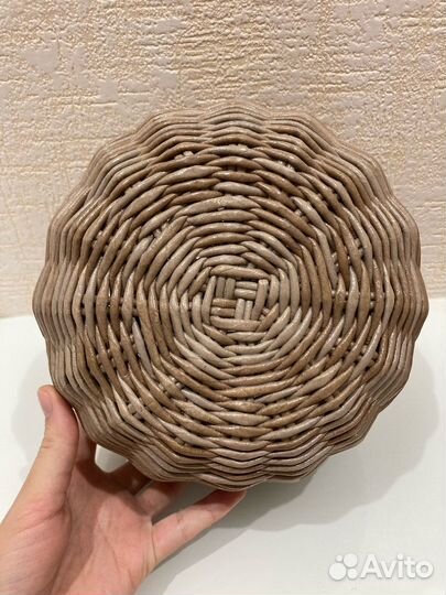 Корзина плетеная
