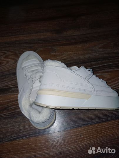 Полуботинки женские зимние 41