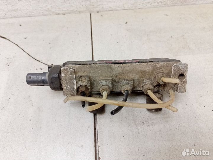 Клапан пневмоподвески