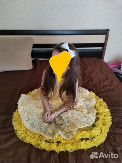 Платье нарядное