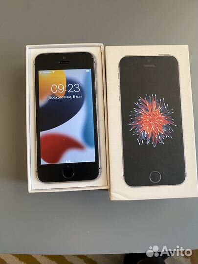 iPhone SE, 32 ГБ