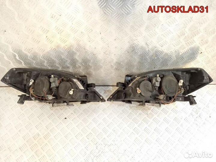 Фары ксенон комплект Nissan Primera P12 26010AU810