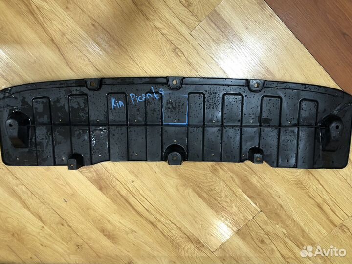 Пыльник переднего бампера Kia Pikanto 3