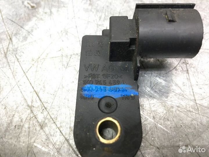 Датчик включения стопсигнала Skoda Octavia (A5