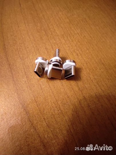 Штекер магнитный Fast charging USB-C