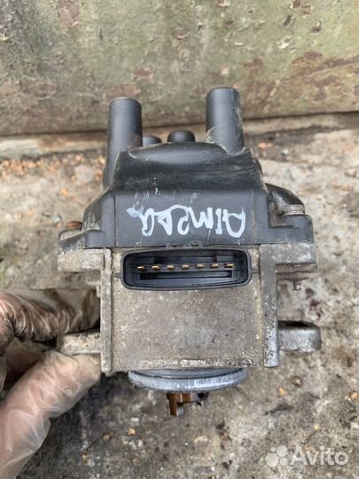 Трамблер Nissan Almera N15