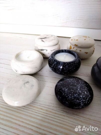 Ароматическая свеча с маслом ши и цветы Манои