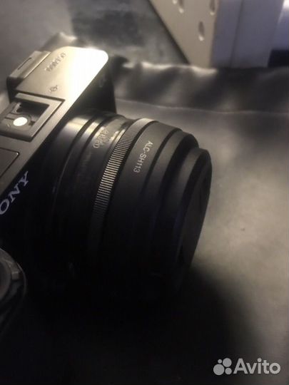 Объектив Sony E 20mm F2.8