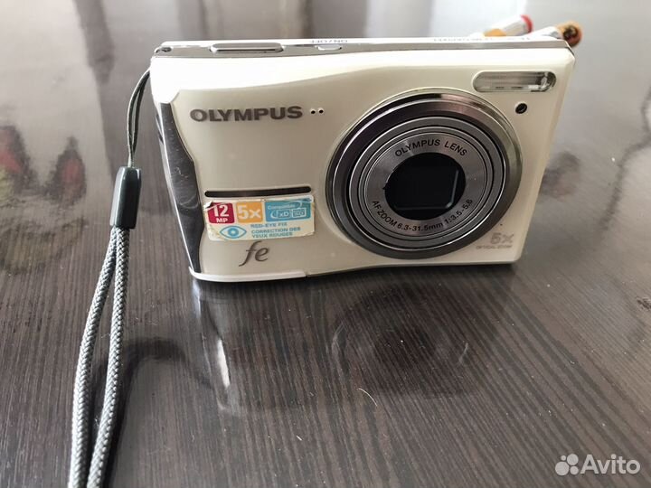Компактный фотоаппарат olympus