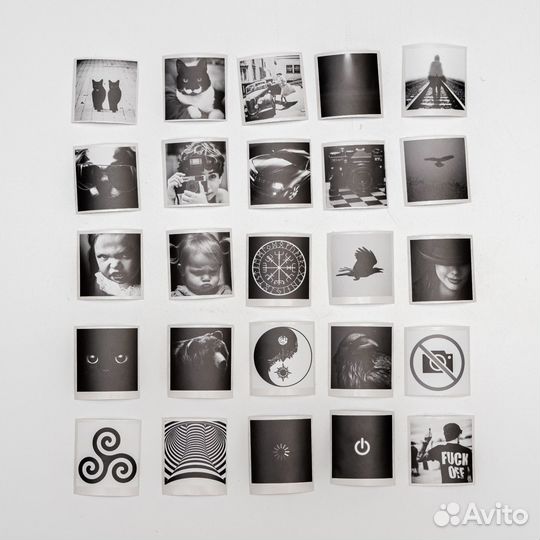 Черно белые наклейки