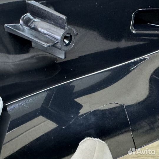 Уцененное стекло для фары Jeep Cherokee (2017-2020