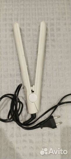 Утюжок для волос (выпрямитель)