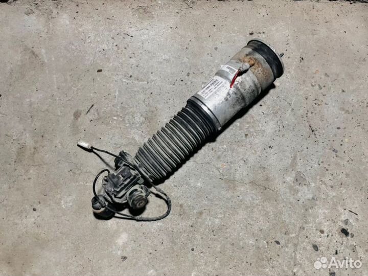 Пневмоамортизатор подвески задний левый Bmw 7 F02