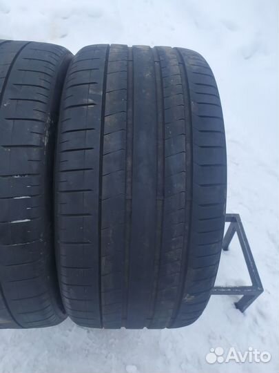 Pirelli P Zero PZ4 325/30 R23 109Y