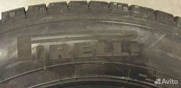 Pirelli Ice Zero 225/60 R18 94T