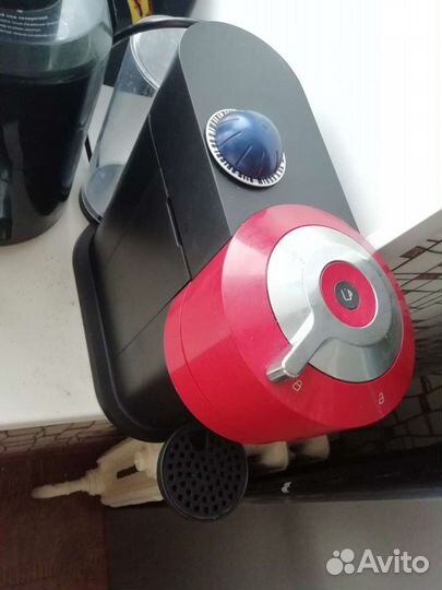 Кофемашина капсульная неспрессо вертуо