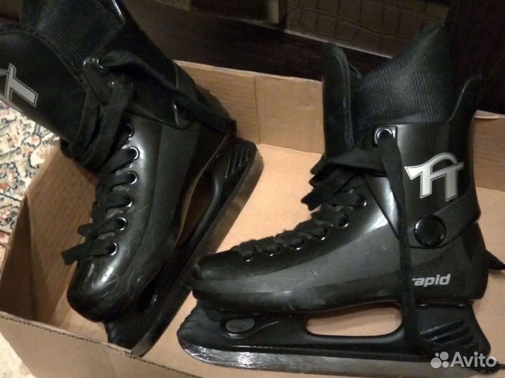 Детские хоккейные коньки