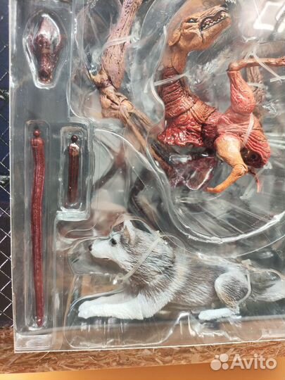 Фигурка The thing Нечто Ultimate Dog creature