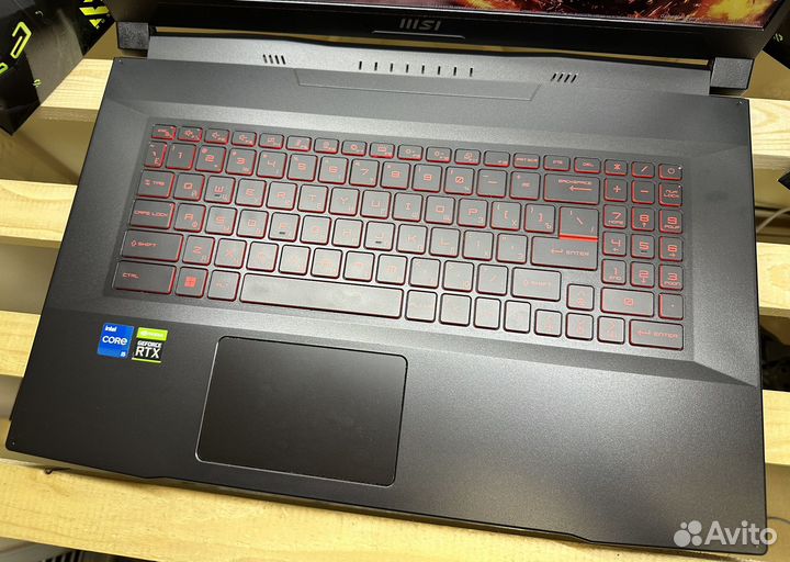 Игровой ноутбук MSI 17.3 на RTX3050/16gb+512gb