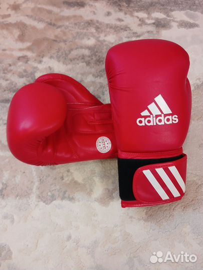 Боксерские перчатки 10 oz adidas wako кикбоксинг