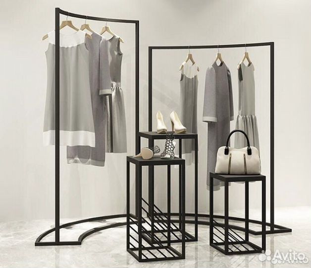 Вешалка напольная металлическая
