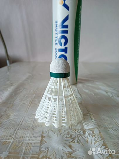 Воланы для бадминтона