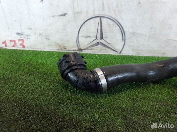Патрубок радиатора Mercedes C200 W205 274.920 2015