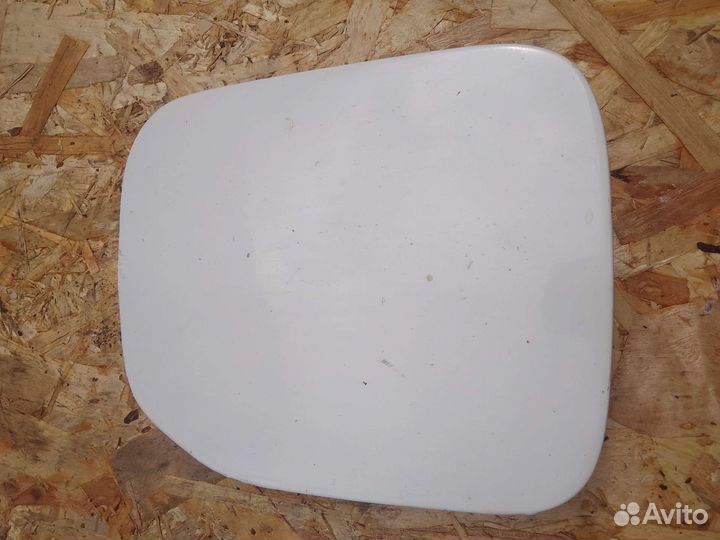 Лючок бензобака Toyota sprinter carib AE115