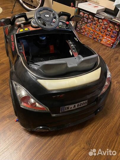 Детский электромобиль bugatti
