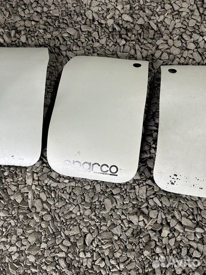 Брызговики универсальные