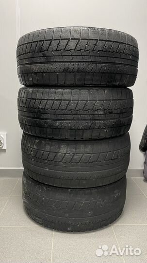 Bridgestone Blizzak VRX 225/50 R17