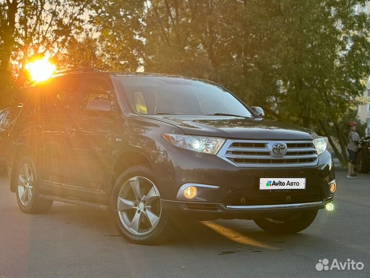 Toyota Highlander 3.5 AT, 2011, 242 000 км