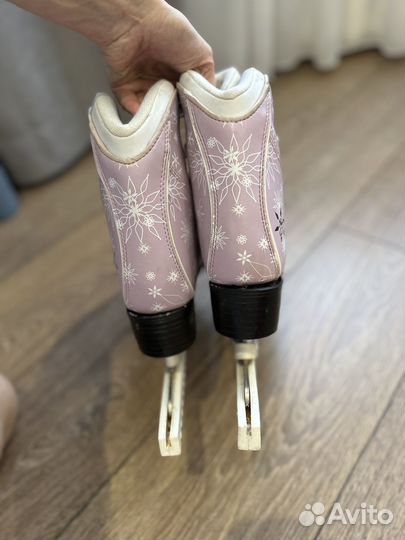 Коньки фигурные