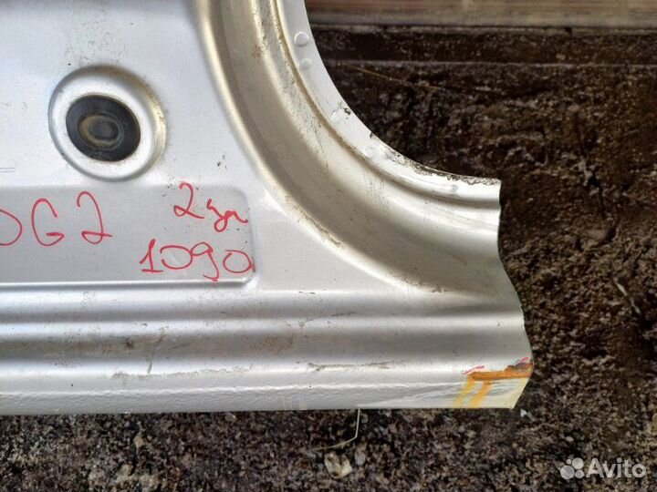 Порог левый Renault Logan 2 K7MA812 2014