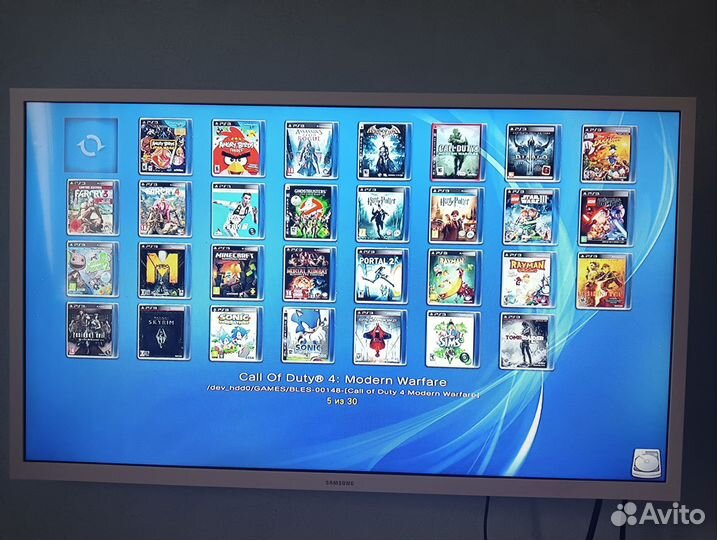 Sony PS3 slim прошитая+4 джойстика