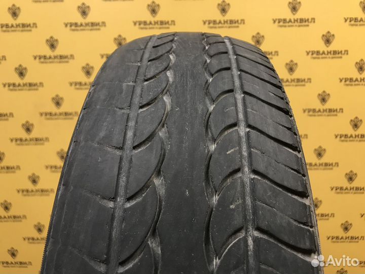 GT Radial Champiro 728 165/70 R14 81T